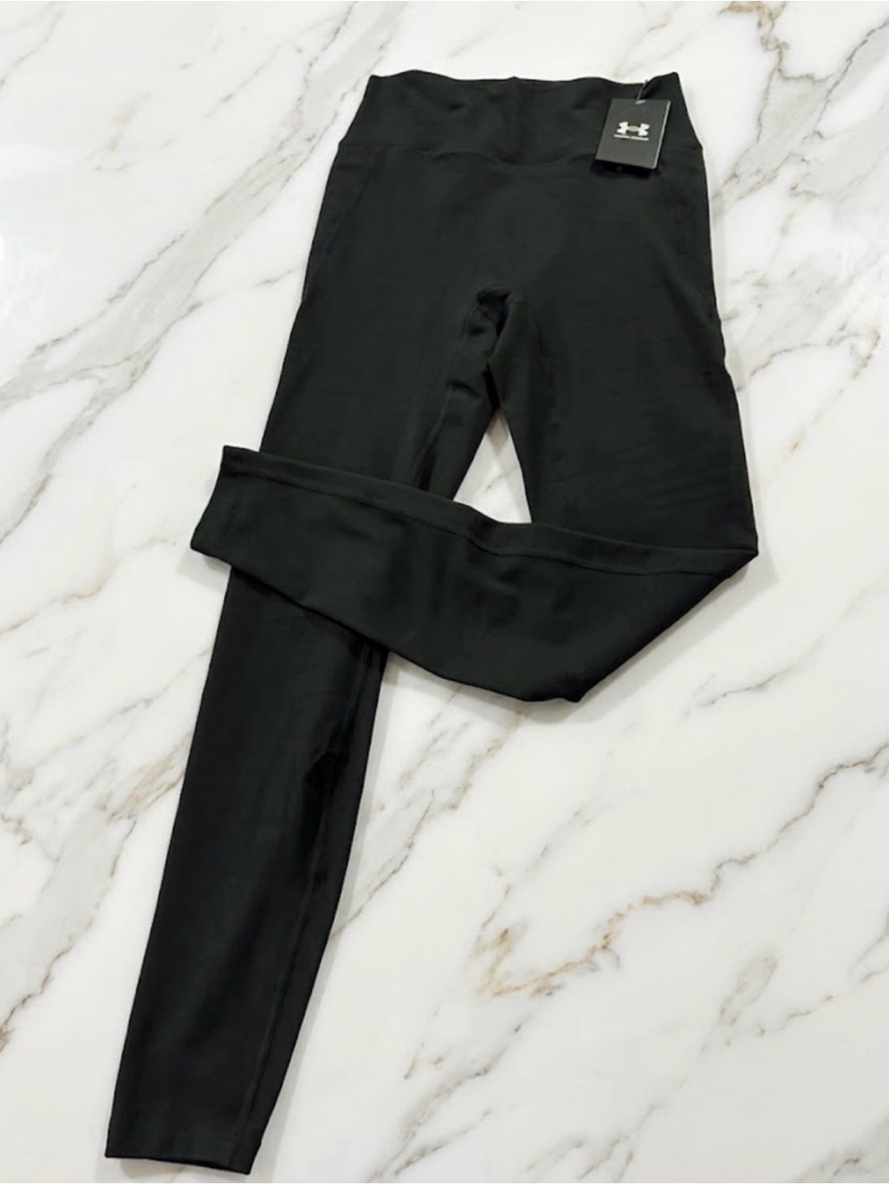 Under Armour Women's High Rise 7/8 Leggings - Black (Size
M) - NWT